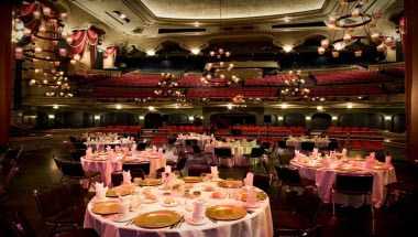 Overture Center for the Arts à Madison, AL