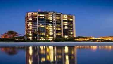 Pointe Estero Resort Hotel в Fort Myers, FL