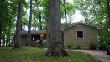 Lake Cumberland State Resort Park в Jamestown, KY