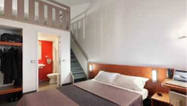 B&B Hotel Evry-Lisses (2), Evry, FR
