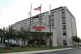 Hampton Inn Chicago-Carol Stream image