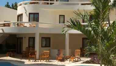 Blue Parrot Suites a Playa del Carmen, MX