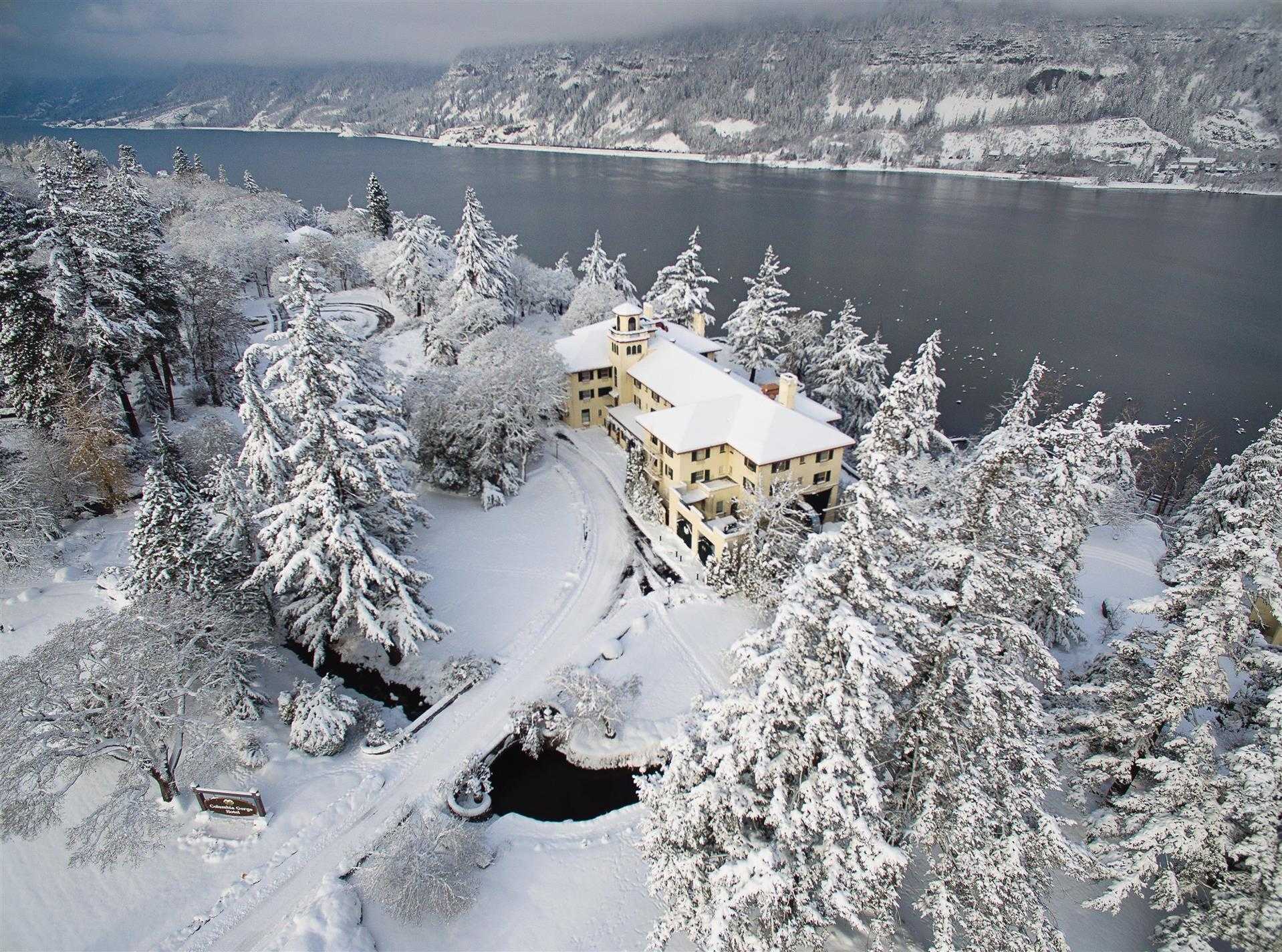 Columbia Gorge Hotel & Spa i Hood River, OR