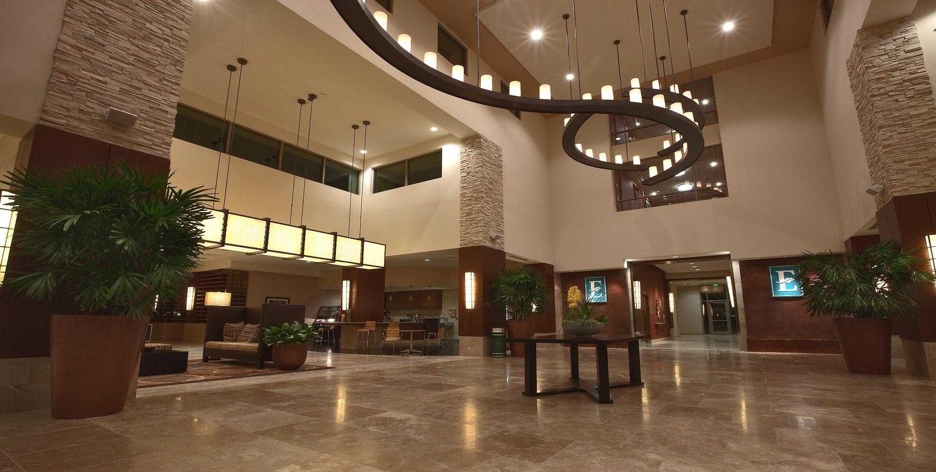 Embassy Suites by Hilton Palmdale в Palmdale, CA