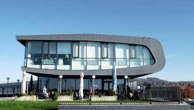 Le Debarcadere a Saint-Sulpice, CH