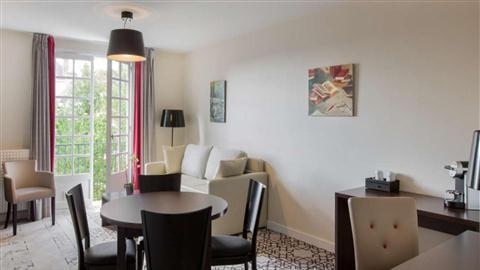 Best Western Blanche De Castille Dourdan in Dourdan, FR