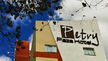 Petry Plaza Hotel i Canoinhas, BR