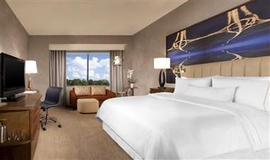 The Westin Dallas Park Central a Dallas, TX