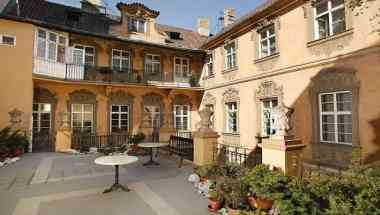 Hotel U Zlateho Jelena in Praag, CZ