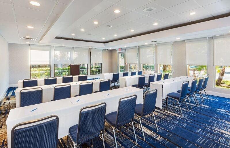 Изображение помещения для встречи