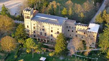 Torre Dei Calzolari Palace i Gubbio, IT