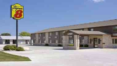 Super 8 by Wyndham Humboldt в Humboldt, IA
