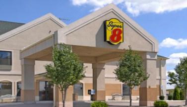 Super 8 by Wyndham Hampshire IL image