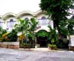 Moraville Drive-In Hotel in Pili, PH
