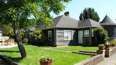 Ecola Creek Lodge в Cannon Beach, OR