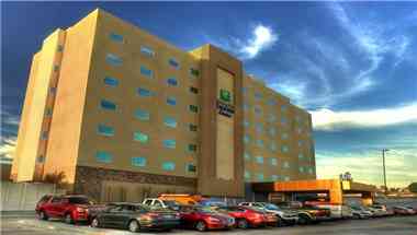 Holiday Inn Express & Suites Mexicali в Мехикали, MX