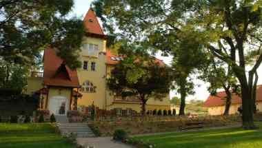 Fried Castle Hotel and Restaurant en Simontornya, HU