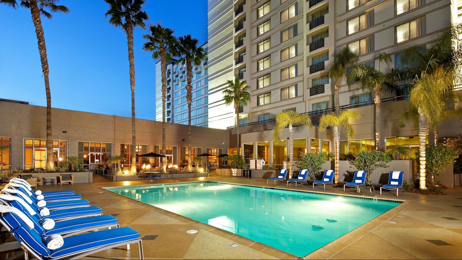 DoubleTree by Hilton Hotel San Diego - Mission Valley image