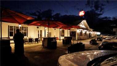 Batesford Hotel, Geelong and the Bellarine, AU