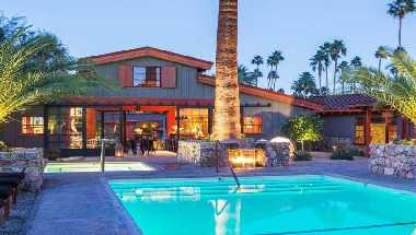 Palm Springs, CAにおけるSparrows Lodge