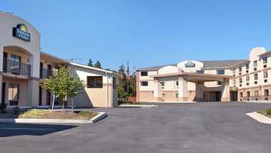 Days Inn & Suites by Wyndham Laurel Near Fort Meade, Laurel, MD