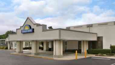 Days Inn by Wyndham Camp Springs/Andrews AFB DC Area, Camp Springs, MD