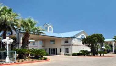 Days Inn by Wyndham San Antonio Southeast/Frost Bank Center in San Antonio, TX