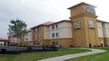La Quinta Inn & Suites by Wyndham Lancaster in Ronks, PA