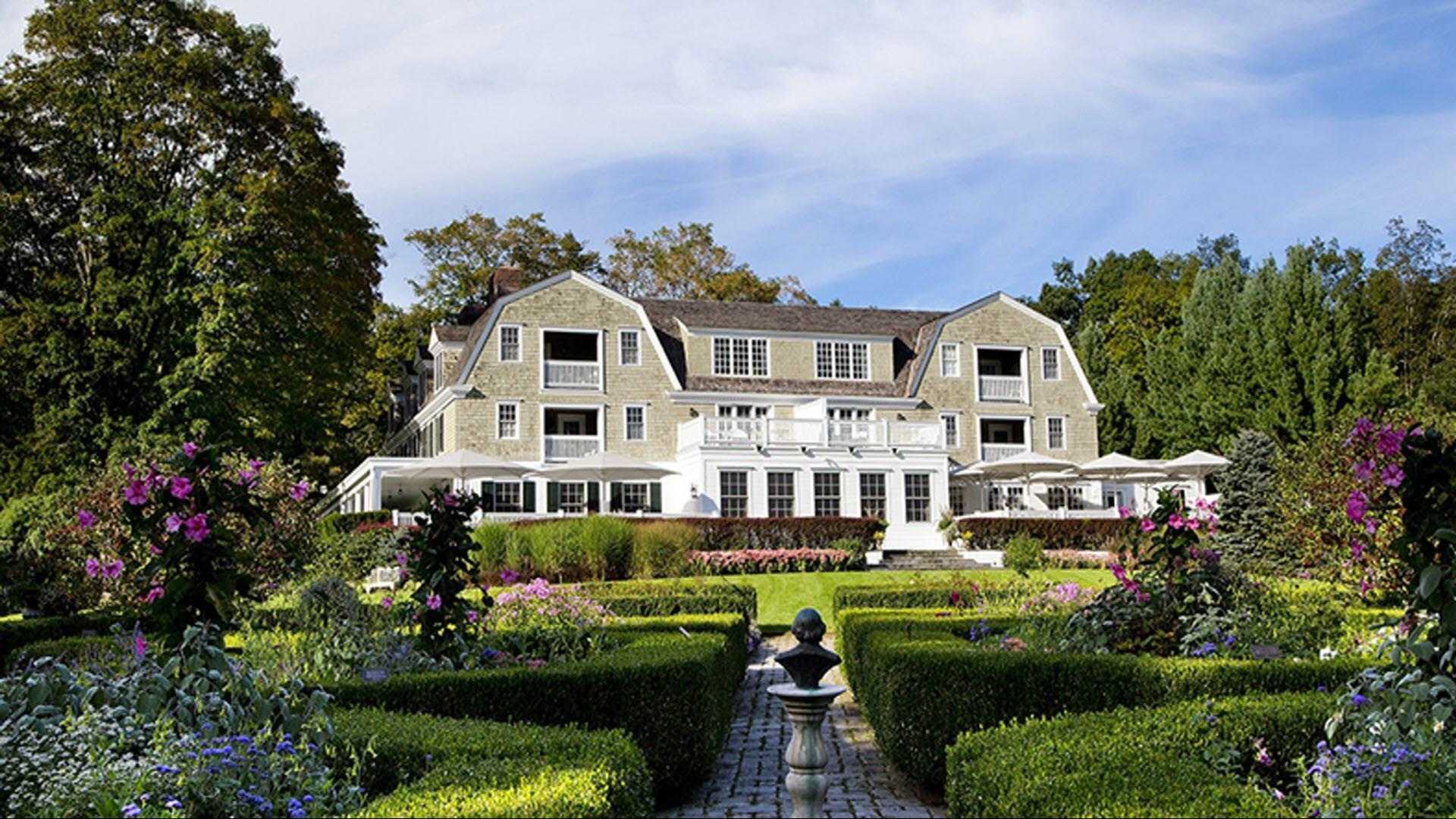 Mayflower Inn & Spa, Auberge Collection в Washington, CT