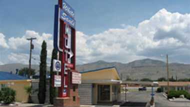 White Sands Motel in Alamogordo, NM