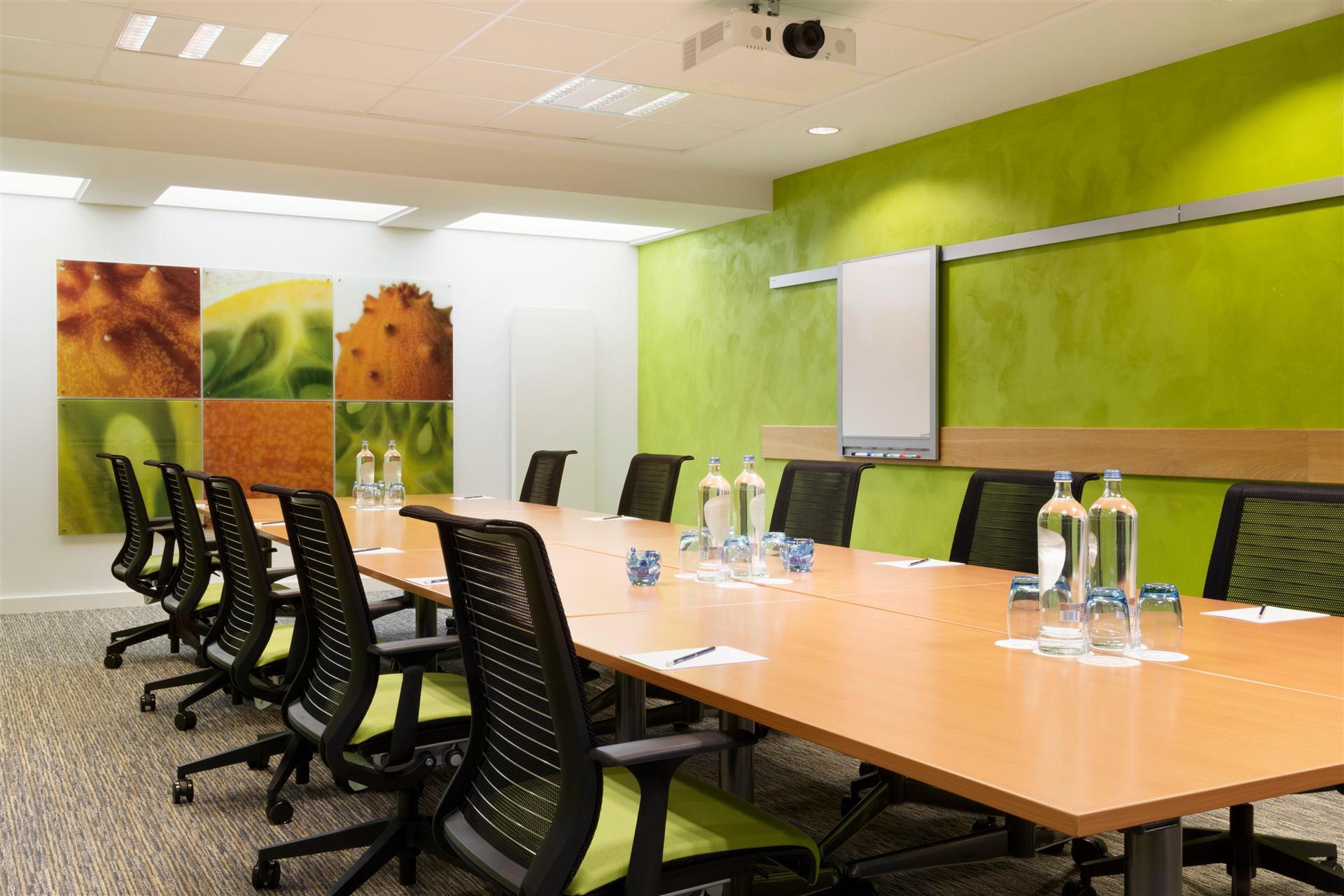 Imagen de la sala de reuniones