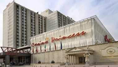 Ramada by Wyndham Sofia City Center a Sofia, BG