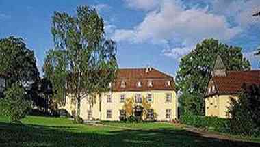 Waldgut Schloss Hoehnscheid in Bad Arolsen, DE