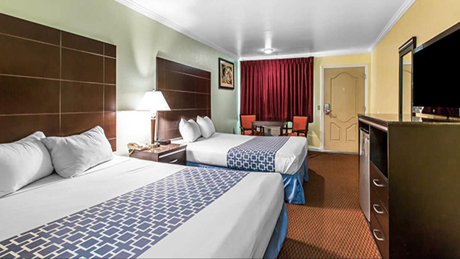 Morro Bay Beach Inn image