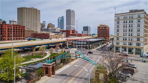 历史悠久的第三区