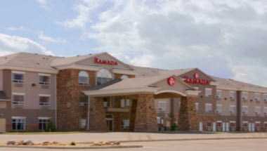 Ramada by Wyndham Westlock a Westlock, AB