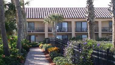 La Fiesta Ocean Inn & Suites a St. Augustine Beach, FL