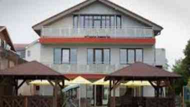 Hotel Sun в Senec, SK