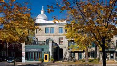 Auberge de La Fontaine a Montreal, QC