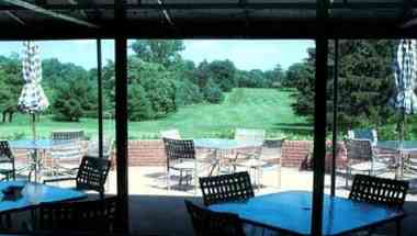 Thunderbird Hills Golf Club i Huron, OH