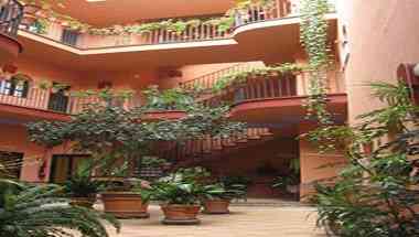 Patio De La Alameda em Seville, ES