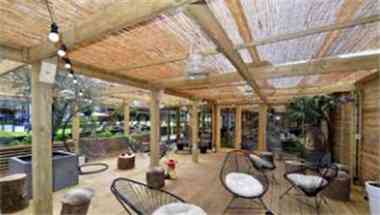 The Lawn Club in Manchester, GB1