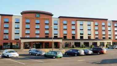 Quality Inn and Suites Levis a Levis, QC