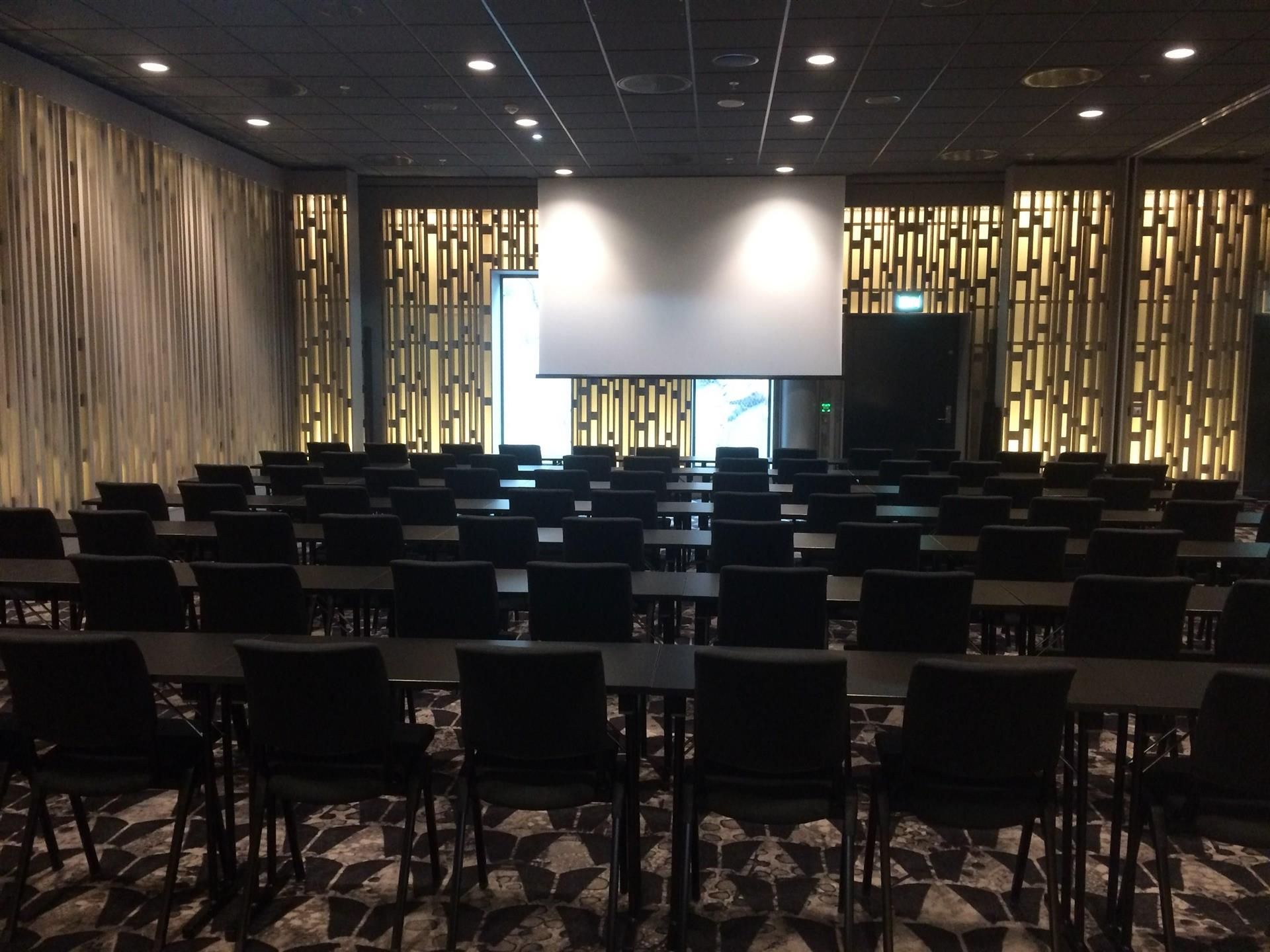 รูปสถานที่จัดงาน