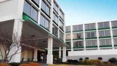 Quality Inn and Conference Center a Richmond, IN