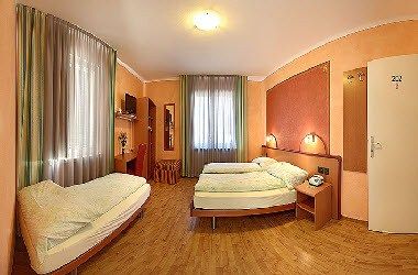 รูปสถานที่จัดงาน