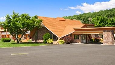 Howard Johnson by Wyndham North Plainfield image