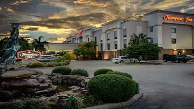 Hampton Inn Houston-Pearland image