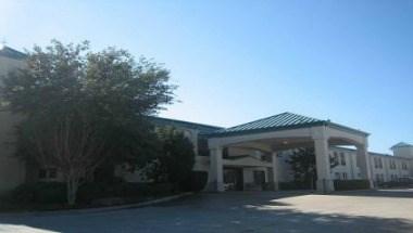 Super 8 by Wyndham Fort Worth Downtown South image