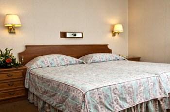 The Green Acres Hotel в Guernsey, GB1